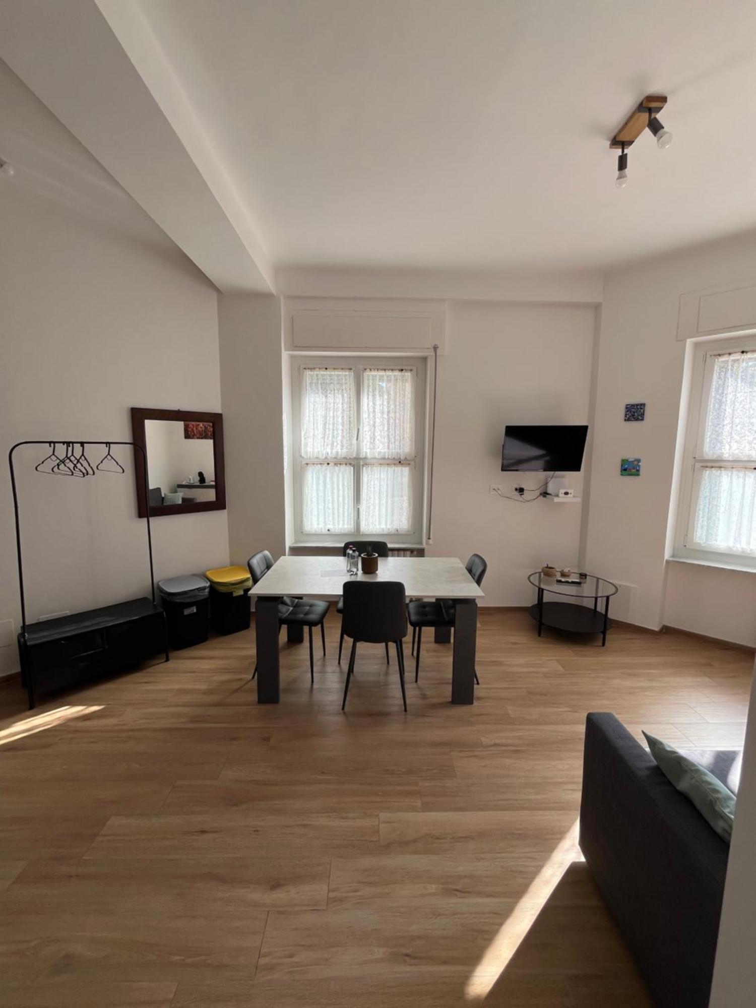 Apartment Mapa 25 Sanremo